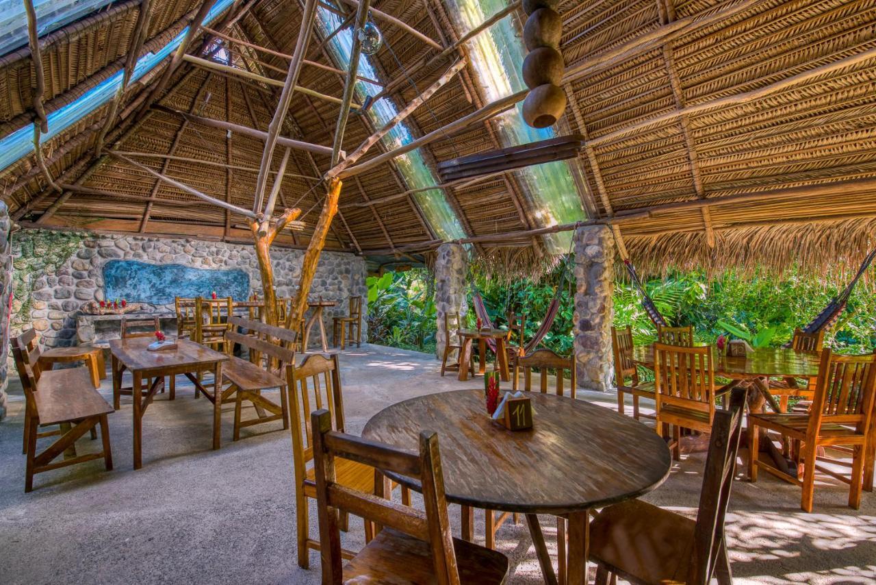 Omega Tours Eco-Jungle Lodge La Ceiba Exterior photo